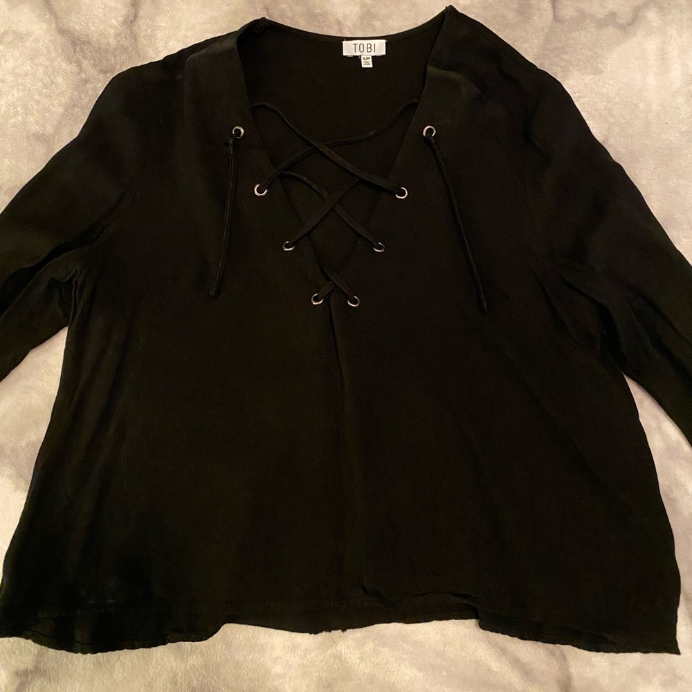 Black Long Sleeve Crop Top